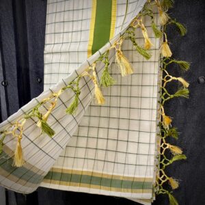 Kasavu Saree – Off White with Gold and Green Border